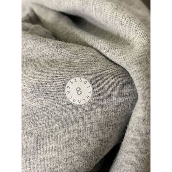 Lululemon Scuba Crew Heathered Core Light Grey sweatshirt women's size 8 W3CB2S - Picture 4 of 4